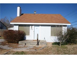 135 E Mosier St, Norman, OK 73069