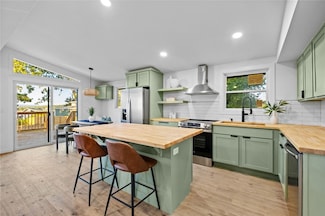 16590 Cypress Ln, Rogers, AR 72756