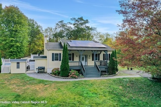14 Spike Horn Rd, Saugerties, NY 12477