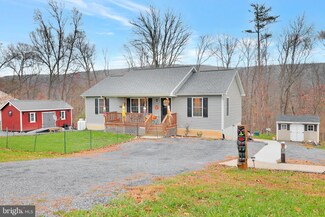 640 Pine Ridge Dr, Front Royal, VA 22630
