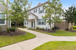 1676 Halesworth Ln, Virginia Beach, VA 23456
