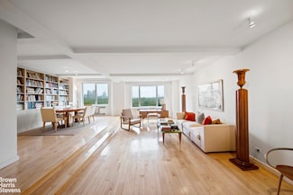 120 Central Park S Unit 12 DEF, New York, NY 10019