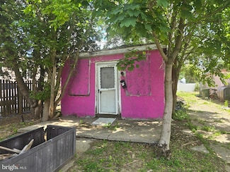 245 Linden Ave, Glenside, PA 19038