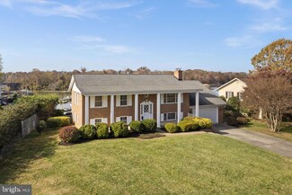 8912 Captains Row, Alexandria, VA 22308