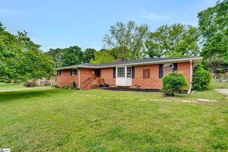 210 Ivy Dr, Simpsonville, SC 29680