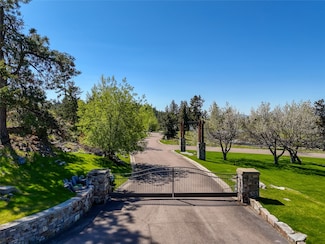 161 Fox Run Ct, Bigfork, MT 59911