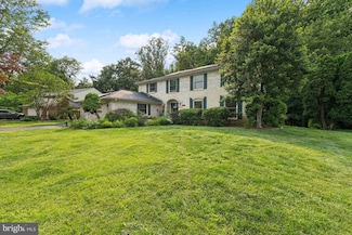 6625 Weatheford Ct, McLean, VA 22101