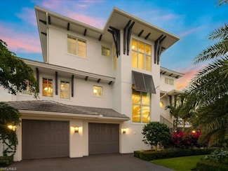 360 Heron Ave, Naples, FL 34108