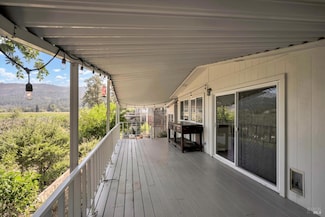 810 Champagne E, Calistoga, CA 94515