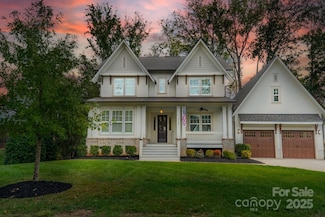 2120 Nims Village Dr, Fort Mill, SC 29715