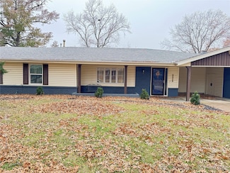 1335 N Mcfarland Place, Claremore, OK 74017