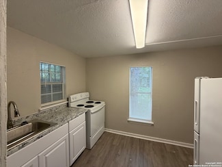 1817 San Luis St Unit 2, San Antonio, TX 78207