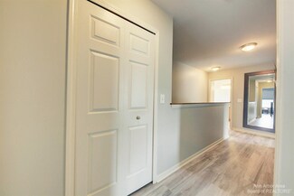 808 Falcon Dr, Dundee, MI 48131