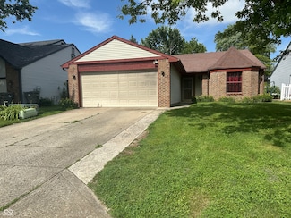 8849 Summer Walk Dr E, Indianapolis, IN 46227