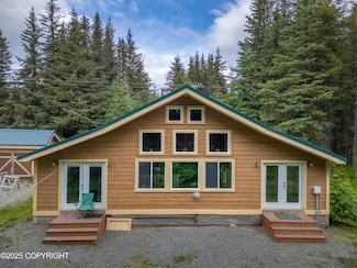40996 Woodman Ln, Homer, AK 99603