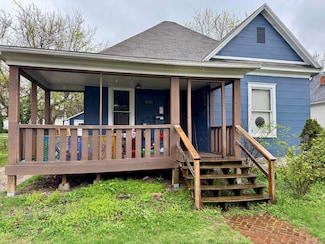 1030 W Mount Vernon St, Springfield, MO 65806