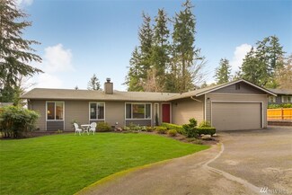 11613 NE 97th Ln, Kirkland, WA 98033