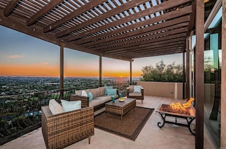 2362 Edgehill Rd, Vista, CA 92084