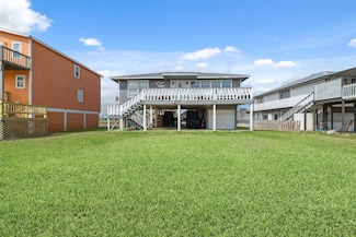 610 Seashell Dr, Freeport, TX 77541