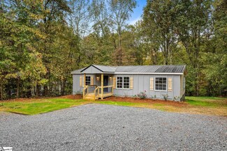 222 Forest Ln, Starr, SC 29684