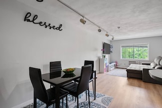 103 Grove St Unit 346, Rockland, MA 02370