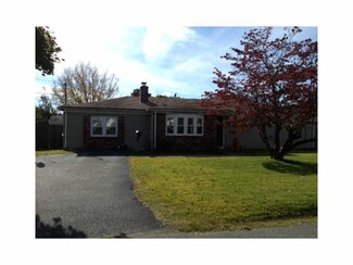 15 Duncan Rd, Warwick, RI 02886