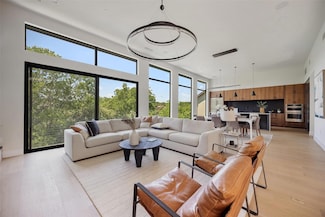 4502 Hyridge Dr, Austin, TX 78759