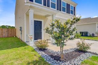 494 Pender Woods Dr, Summerville, SC 29486