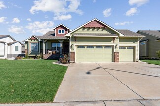 2726 S Lark Ln, Wichita, KS 67215