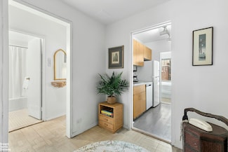 55 E End Ave Unit 15J, New York, NY 10028