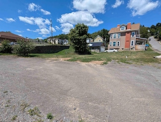 345 Locust Ave, Fairmont, WV 26554
