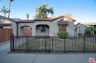 705 E 85th St, Los Angeles, CA 90001
