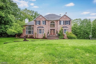 9 King Alex Ct, Sparta, NJ 07871