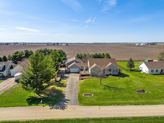 3885 E 2050th Rd, Serena, IL 60549
