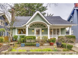 4005 NE Laddington Ct, Portland, OR 97232