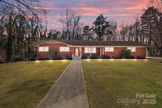 407 Pinecroft Ln, Spencer, NC 28159
