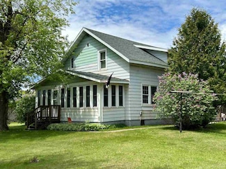 18 Shackleton St, Eveleth, MN 55734