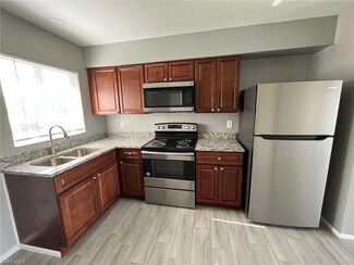 115 Gordon Ave S Unit 115, Lehigh Acres, FL 33973