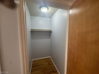 94 Palm St, Newark, NJ 07106
