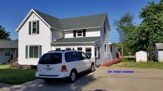 441 N Monroe St, Lancaster, WI 53813