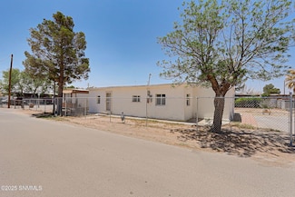 131 Center Valley Rd, Vado, NM 88072