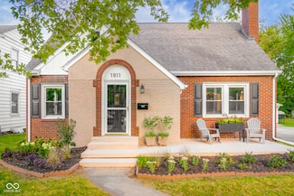 1911 Home Ave, Columbus, IN 47201