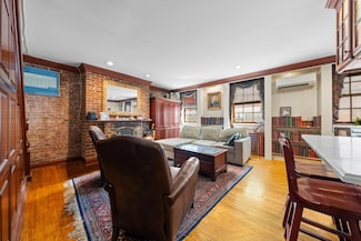 34 W 74th St Unit PHB, New York, NY 10023