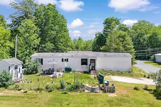 25 Rudman Dr, Rochester, NH 03839