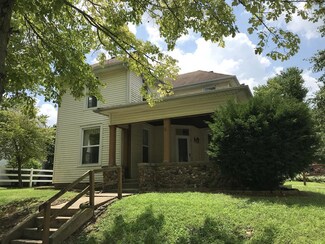 17428 High St, Clarksburg, OH 43115