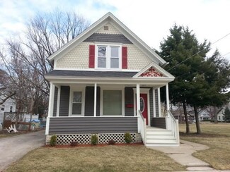 511 Grand Ave, Aurora, IL 60506