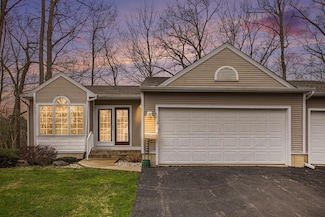 160 Bridgewood Dr Unit 60, Battle Creek, MI 49015