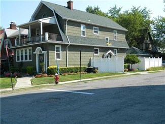 679 Colvin Blvd, Buffalo, NY 14217