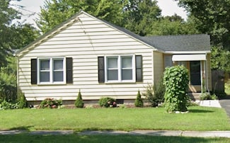 72 Garland St, Springfield, MA 01118