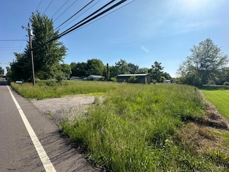 632 Cedarville Rd, Newtonsville, OH 45103